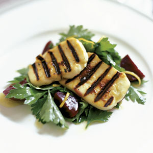 Grilled Halloumi with beetroot, parsley and lemon salad recipe Grilled Halloumi with beetroot, parsley and lemon salad recipe