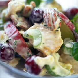 Cool turkey salad with peach mayo and toasted pecans recipe Cool turkey salad with peach mayo and toasted pecans recipe
