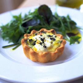 Leek and goats’ cheese quiche with a salad of fresh leaves recipe Leek and goats’ cheese quiche with a salad of fresh leaves recipe