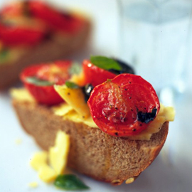 Roasted tomato and cheddar with basil recipe Roasted tomato and cheddar with basil recipe