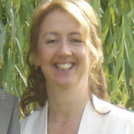 Online Lives-Maggie Ward-features-technology-woman and home