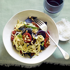 Super-quick roasted vegetable spaghetti recipe Super-quick roasted vegetable spaghetti recipe