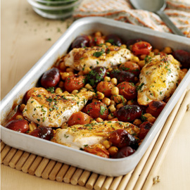Oven-baked chicken breasts with chorizo and chickpeas recipe Oven-baked chicken breasts with chorizo and chickpeas recipe
