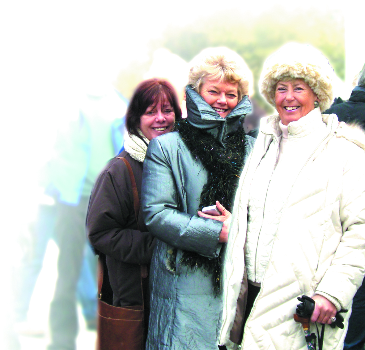 One-traveller-3ladies