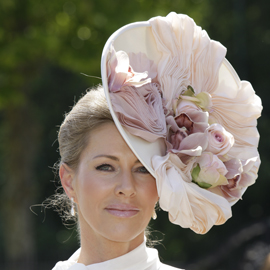 Belinda Strudwick-Ascot Races-woman and home