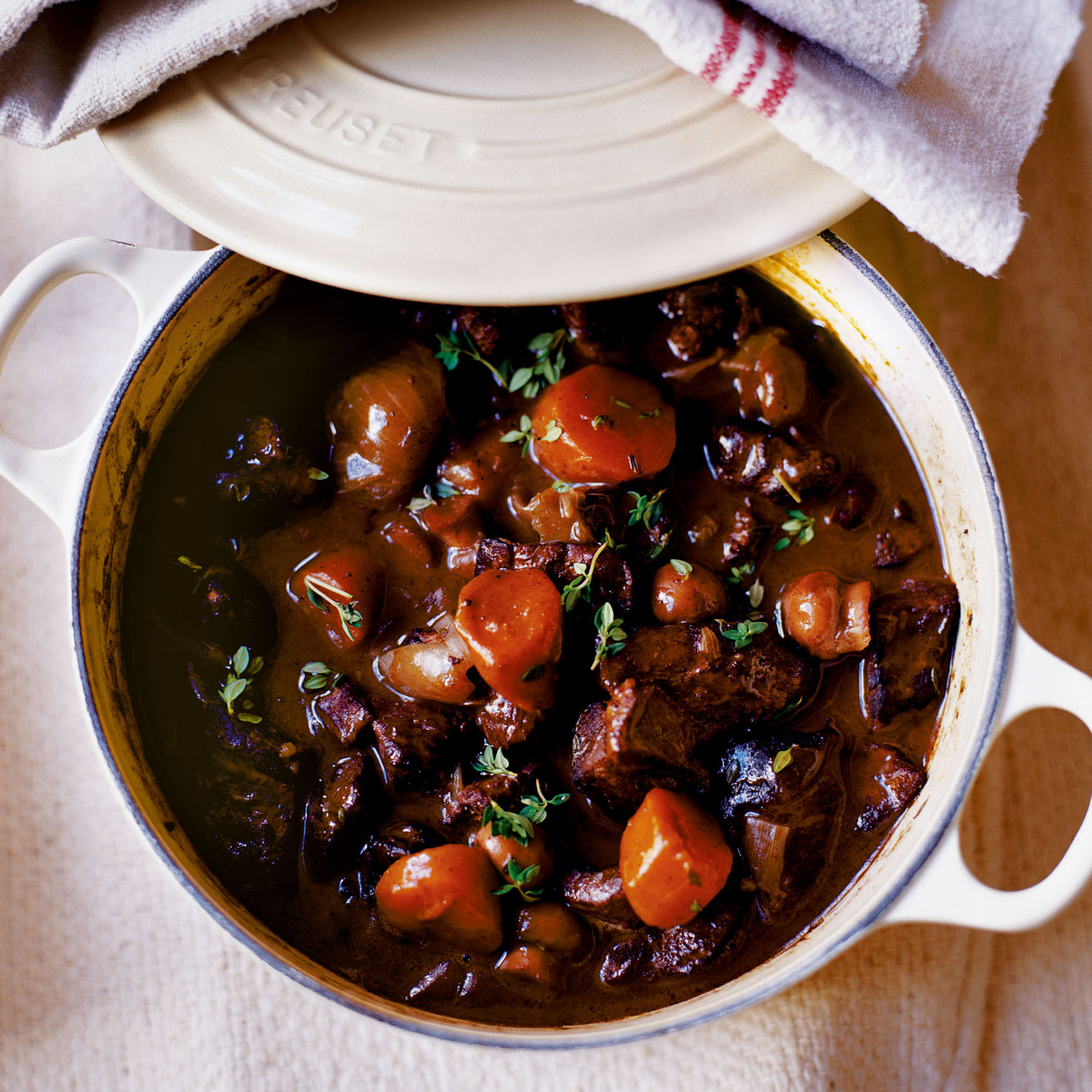 Venison casserole with boulangere potatoes recipe Venison casserole with boulangere potatoes recipe