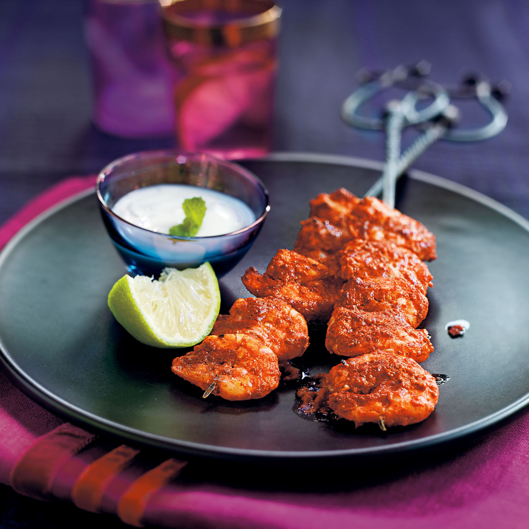 Tandoori marinated prawns with raita recipe Tandoori marinated prawns with raita recipe
