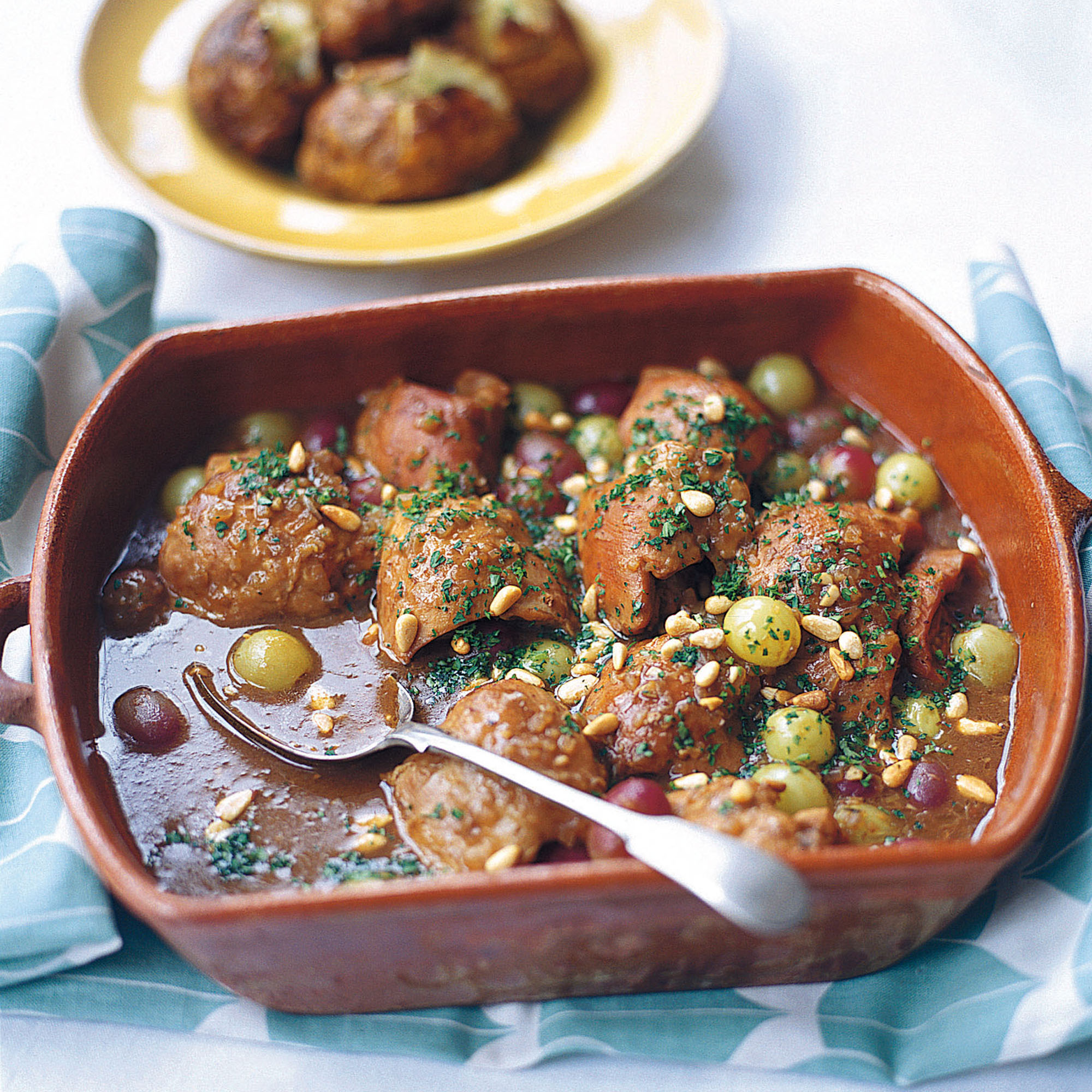 Chicken braised in sherry vinegar with grapes Chicken braised in sherry vinegar with grapes