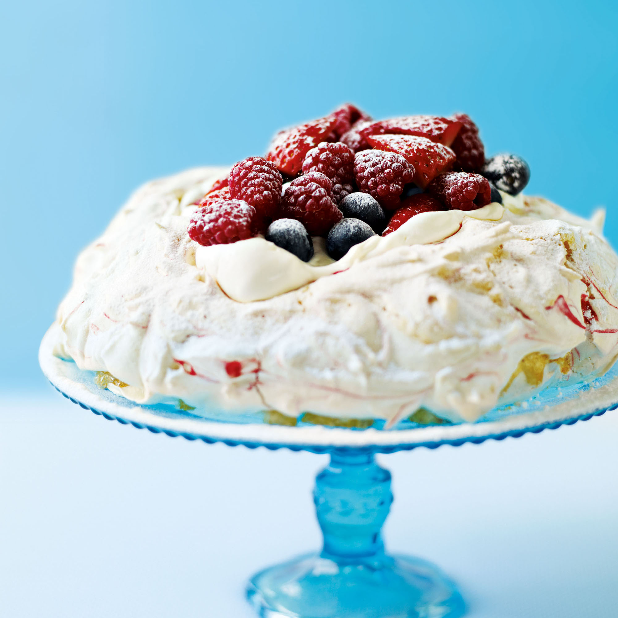 Summer berry pavlova recipe