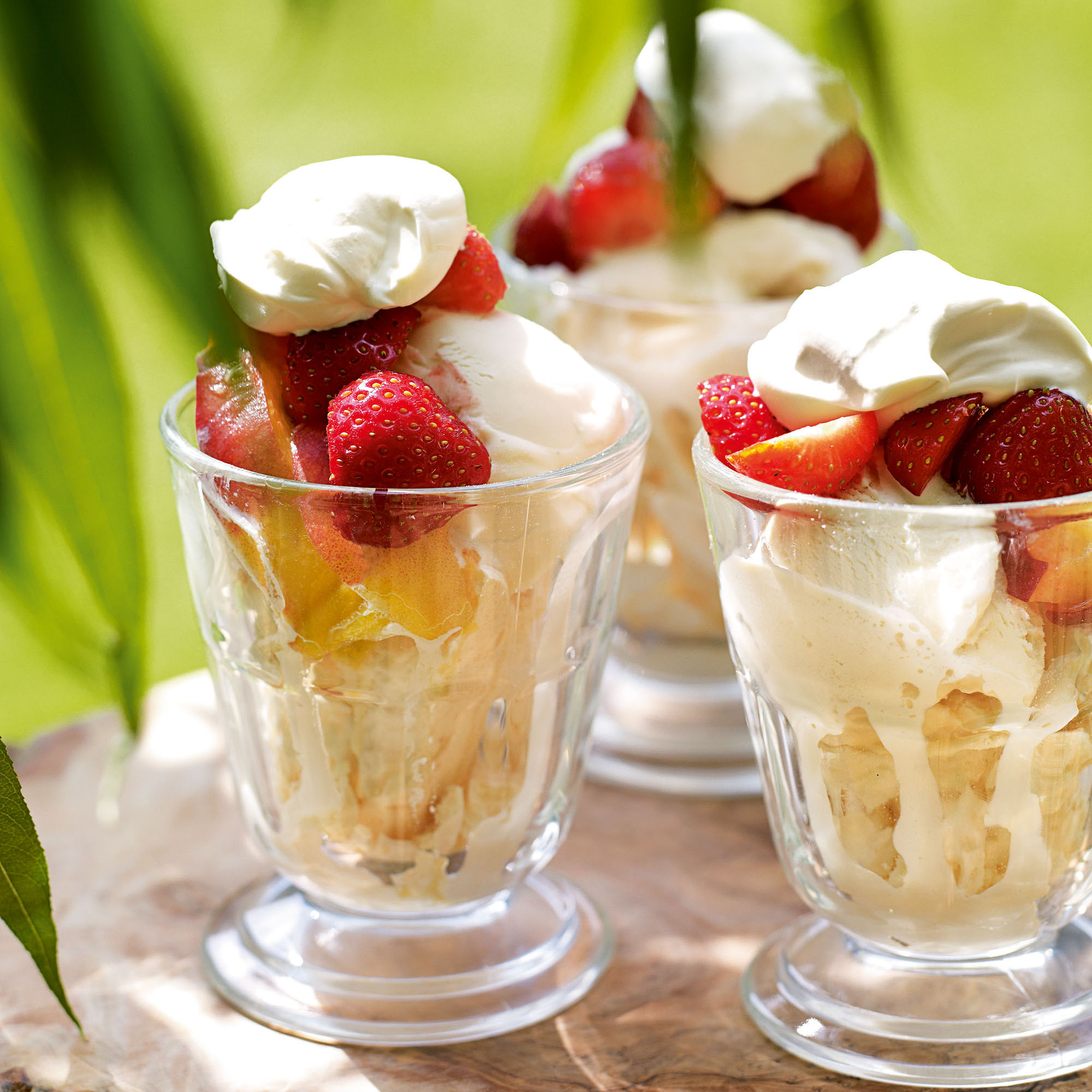 Five-minute fruit sundae recipe Five-minute fruit sundae recipe