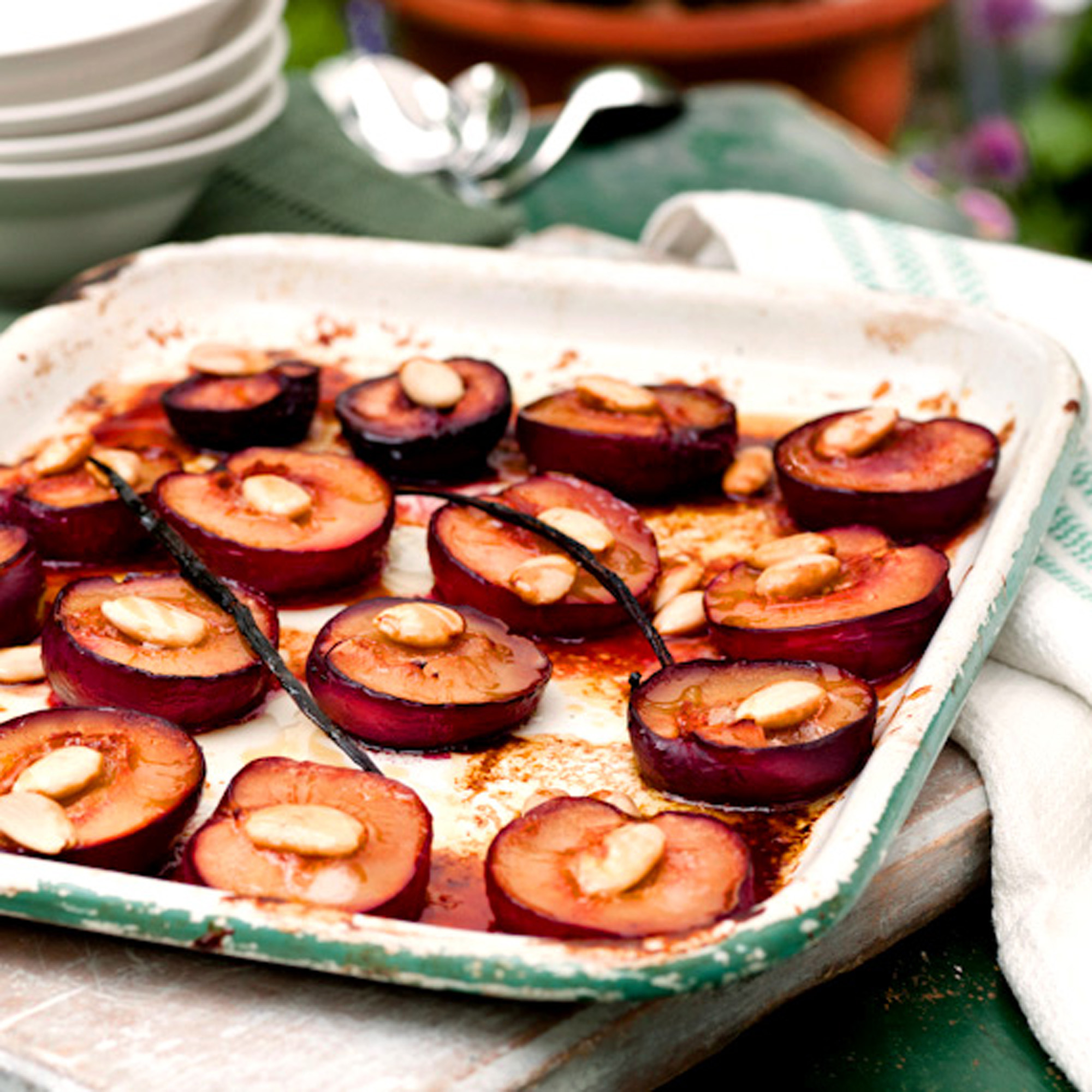 Honey and rose-baked plums recipe Honey and rose-baked plums recipe