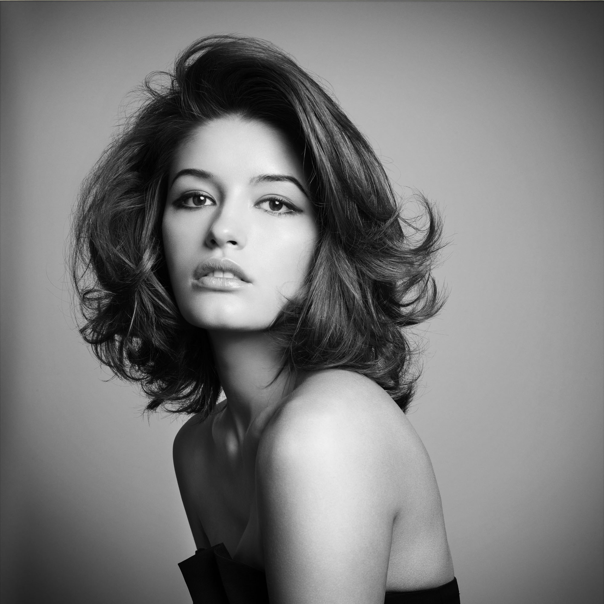 10 Hairstyles To Look 10 Years Younger 10 Hairstyles To Look 10 Years Younger