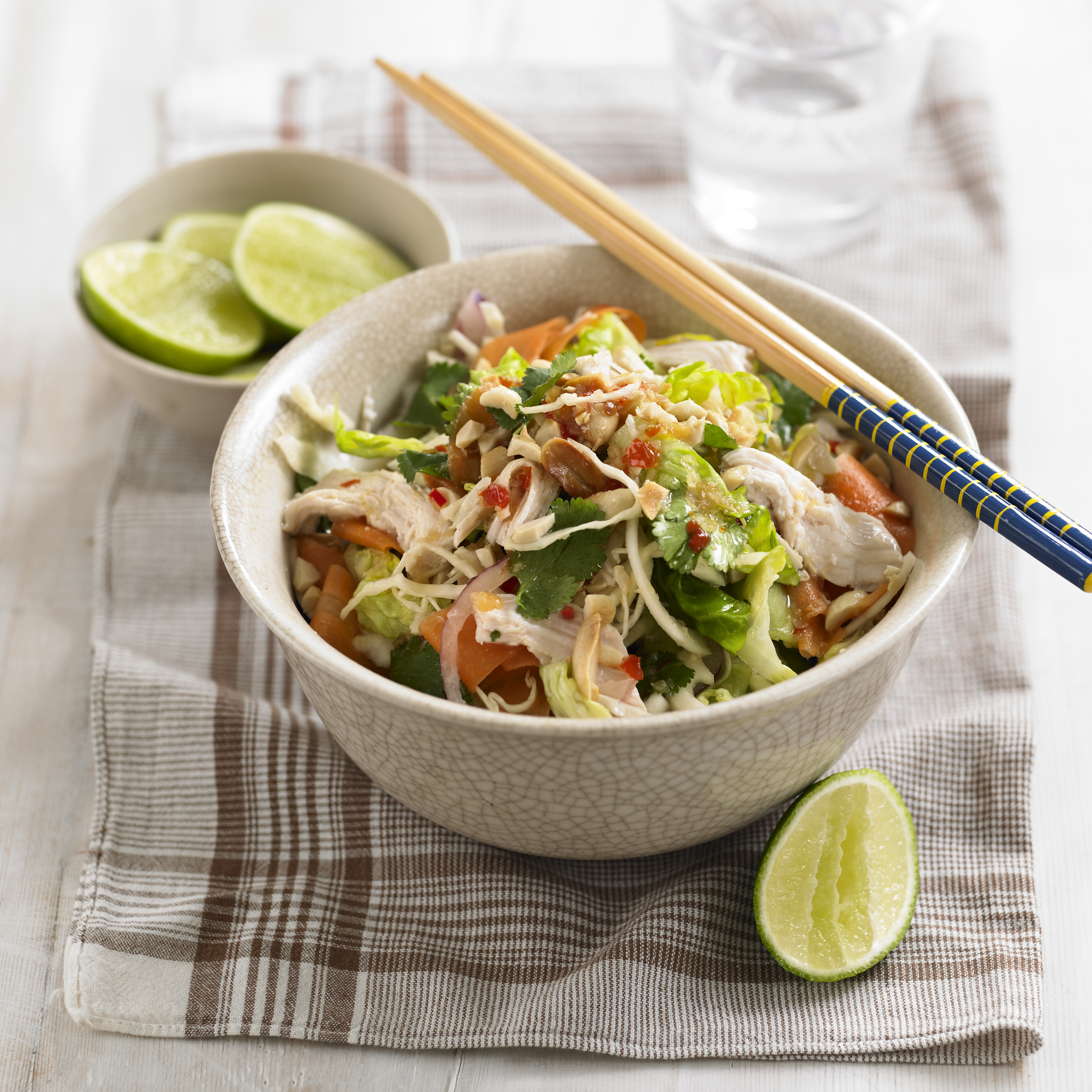Thai chicken salad with peanuts and ginger recipe Thai chicken salad with peanuts and ginger recipe