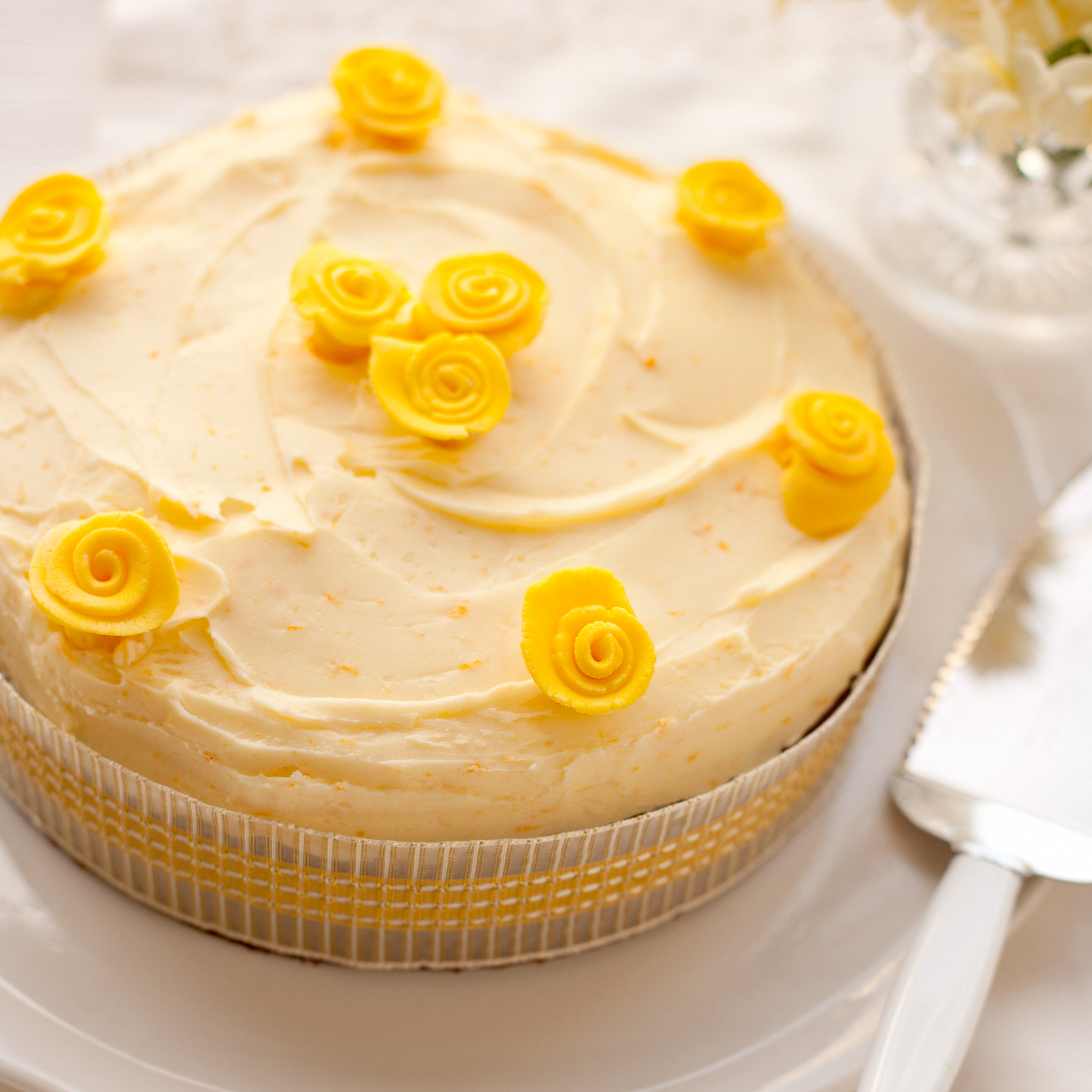 Orange and pistachio cake with orange buttercream recipe Orange and pistachio cake with orange buttercream recipe