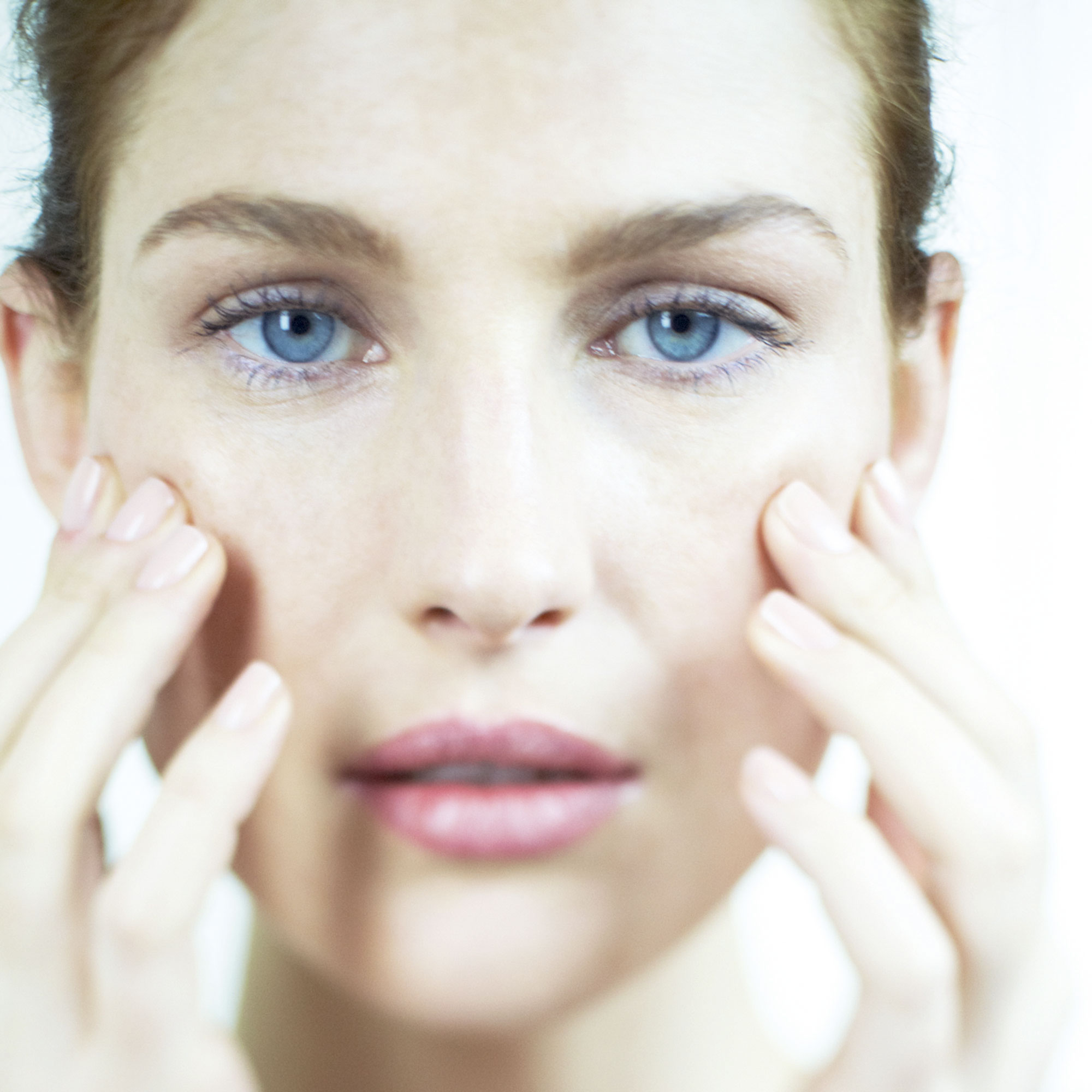 Model shot-facial massage tips-woman and home-beauty tips