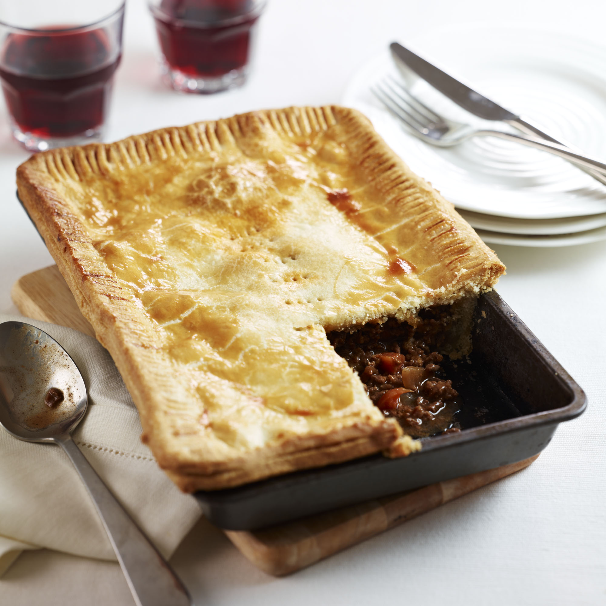 Traditional Meat and Onion Pie Traditional Meat and Onion Pie