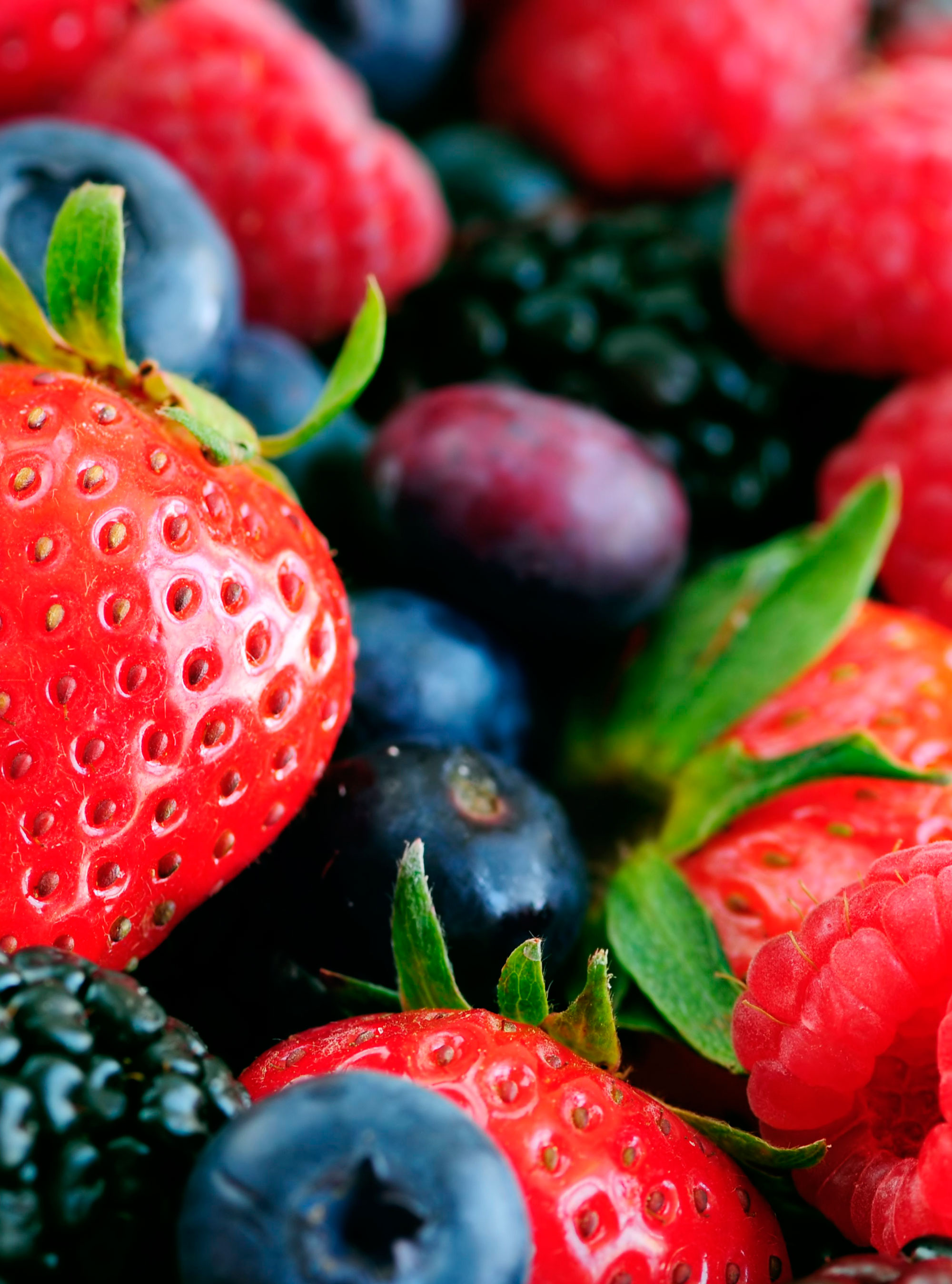Berries: The Weightloss Snack for Every Age Quick tips for a healthier you-health-diet-weight loss-woman and home