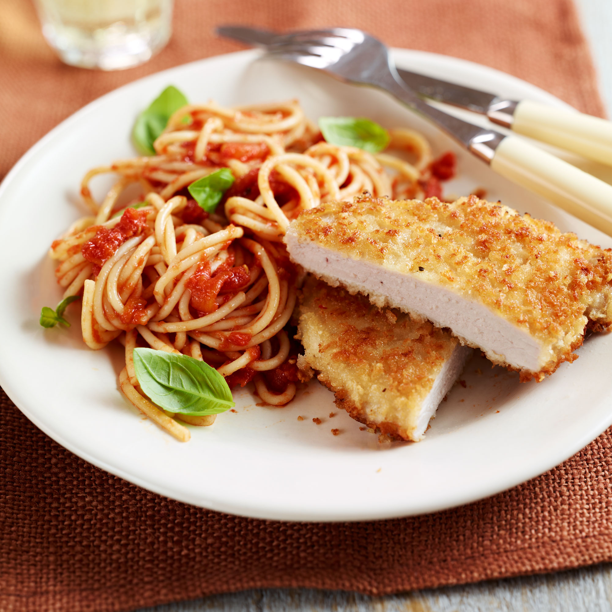 Pork escalope with spaghetti recipe Pork escalope with spaghetti recipe