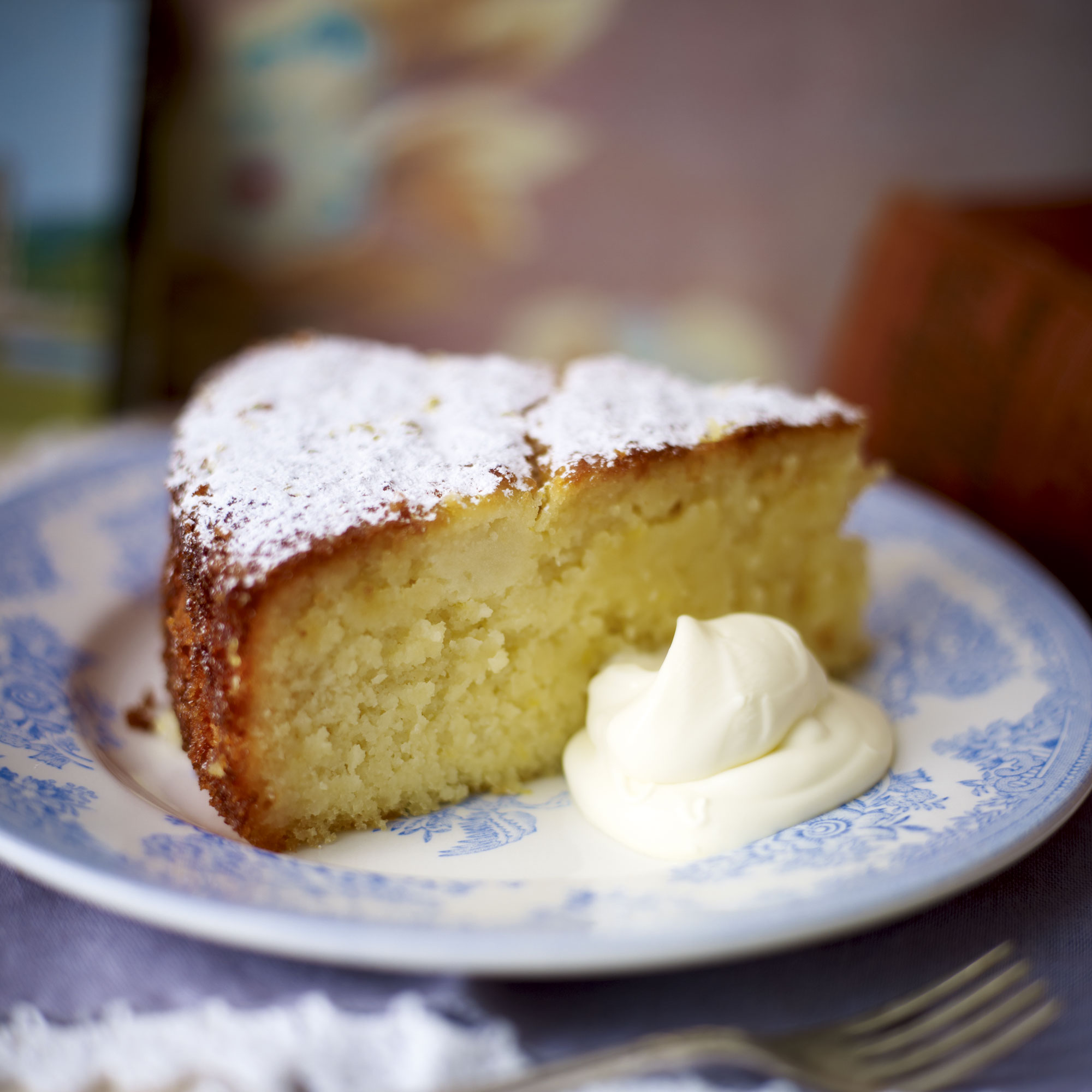 Sticky lemon cake