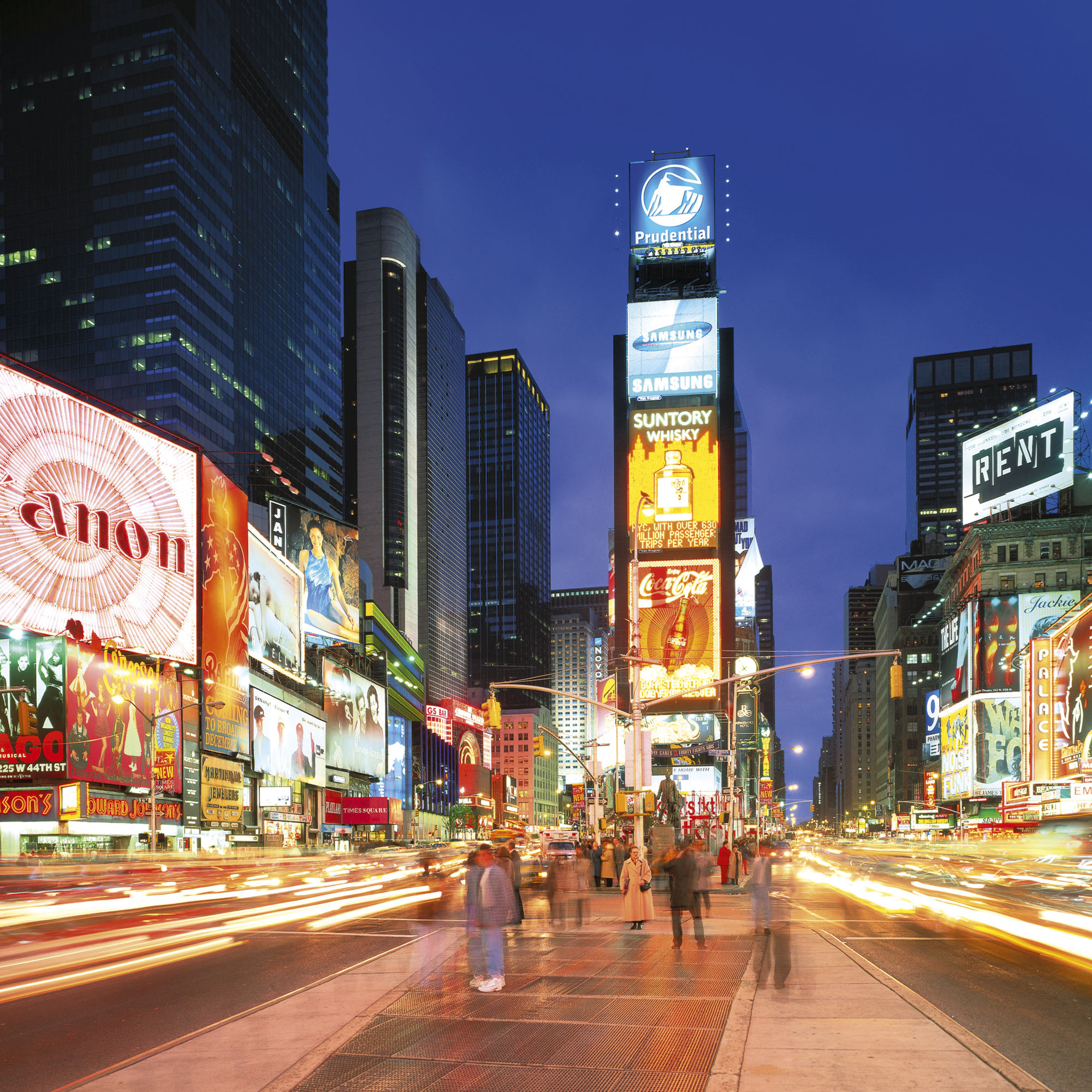 Manhatten-get away with the girls-travel-woman and home