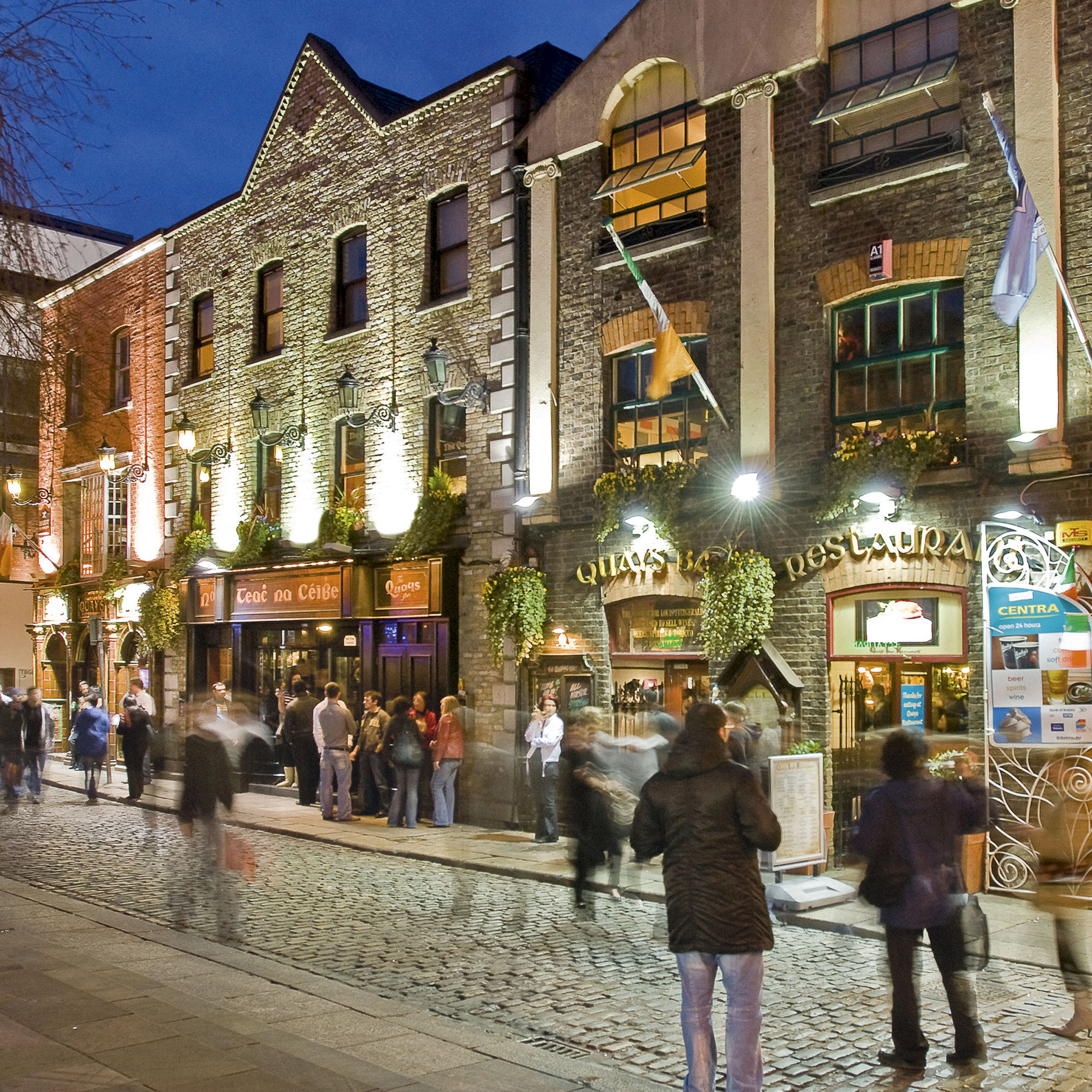Dublin Dublin-get away with the girls-travel-woman and home