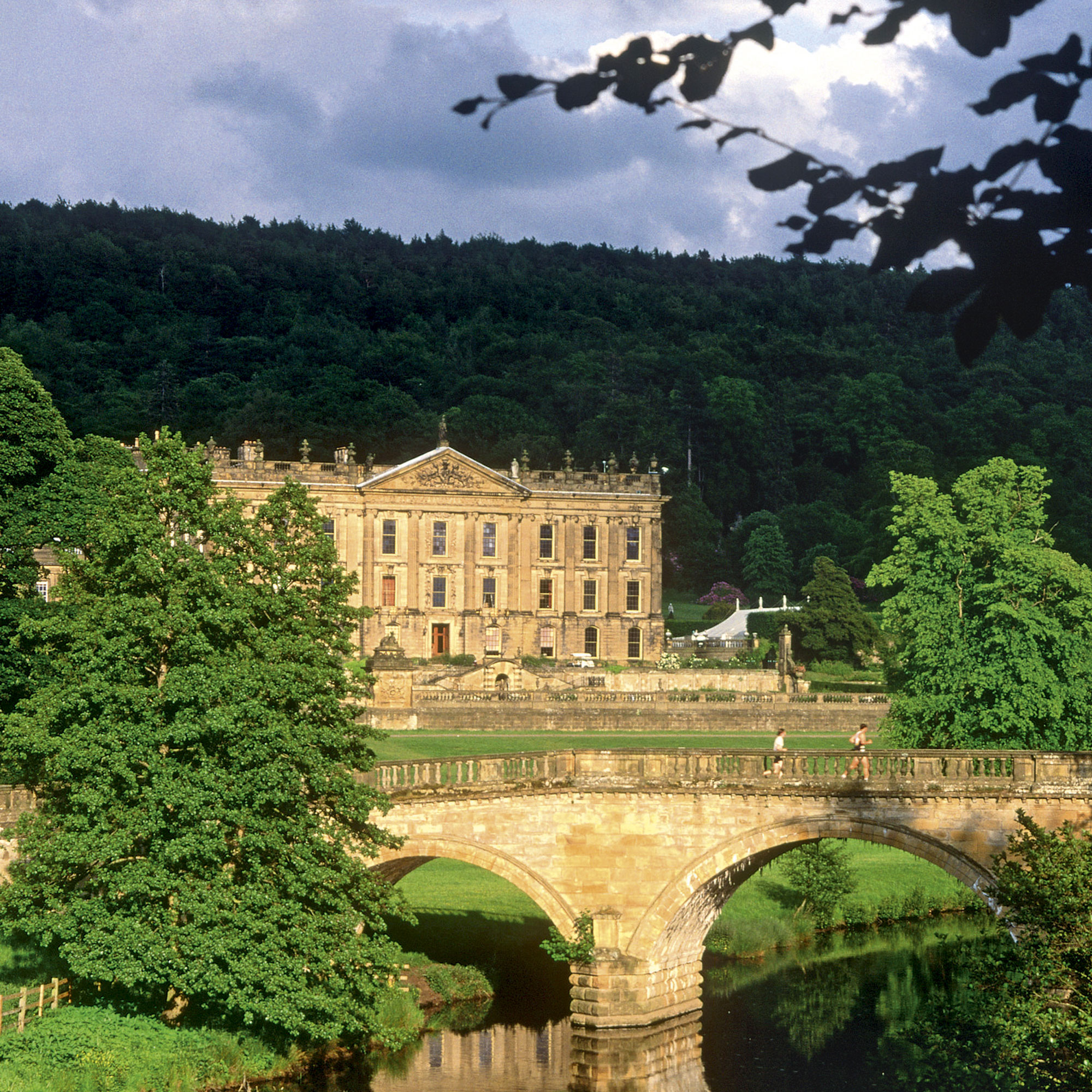 The Devonshire arms-get away with the girls-travel-woman and home