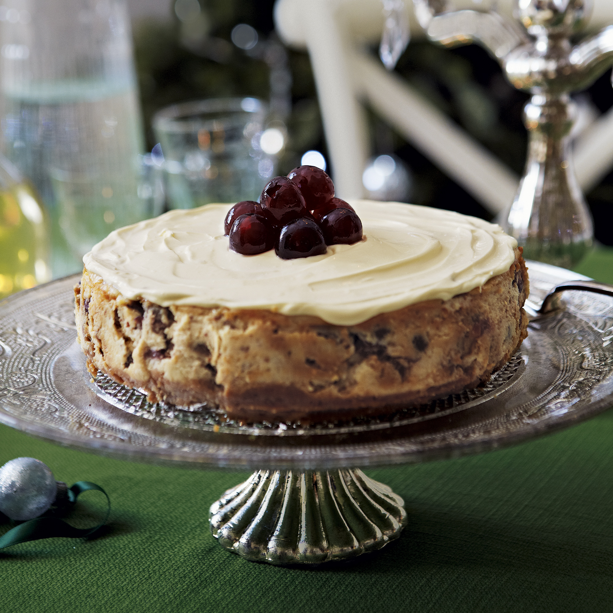 Christmas cheesecake with soaked fruits Christmas cheesecake with soaked fruits