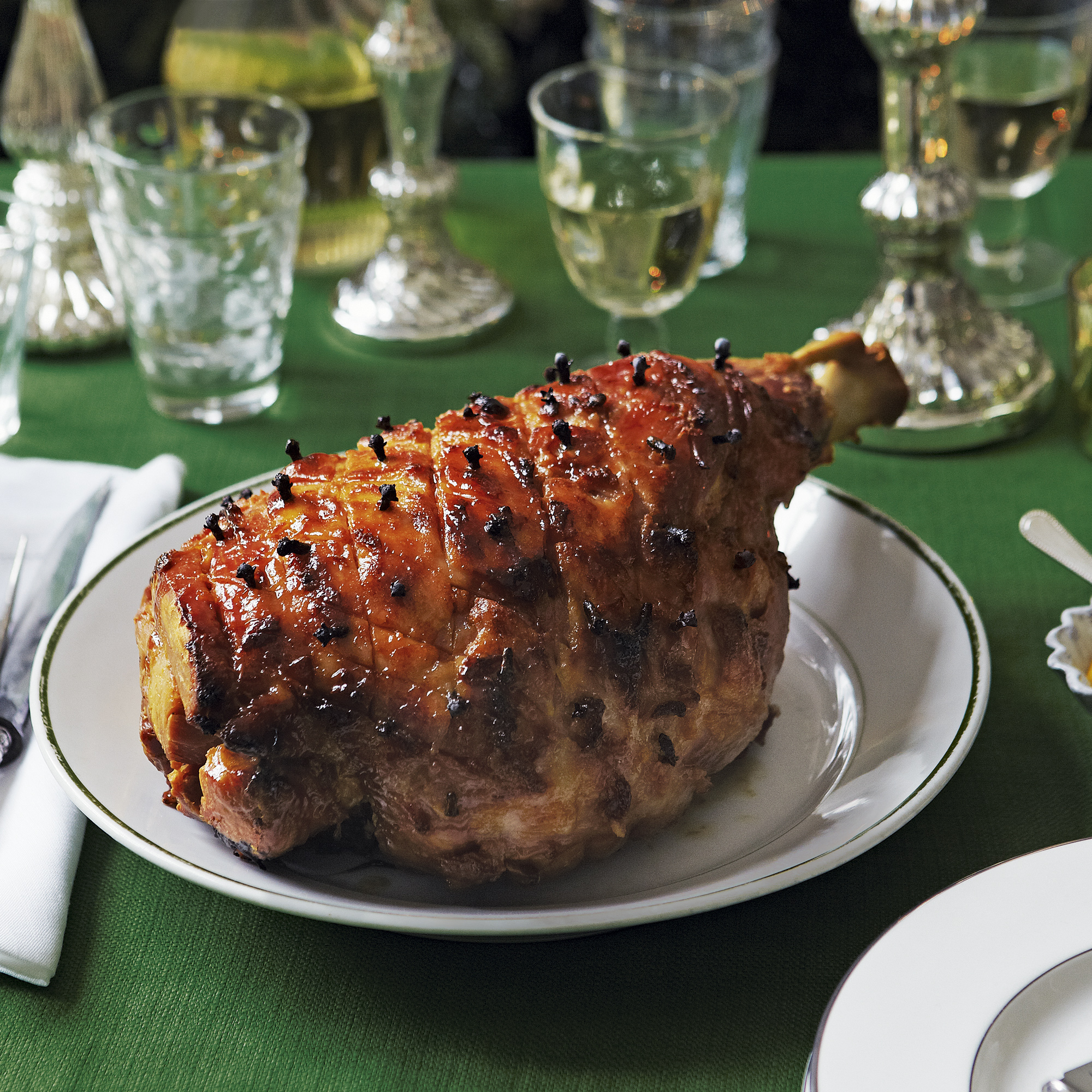 Baked ham in mulled cider Baked ham in mulled cider