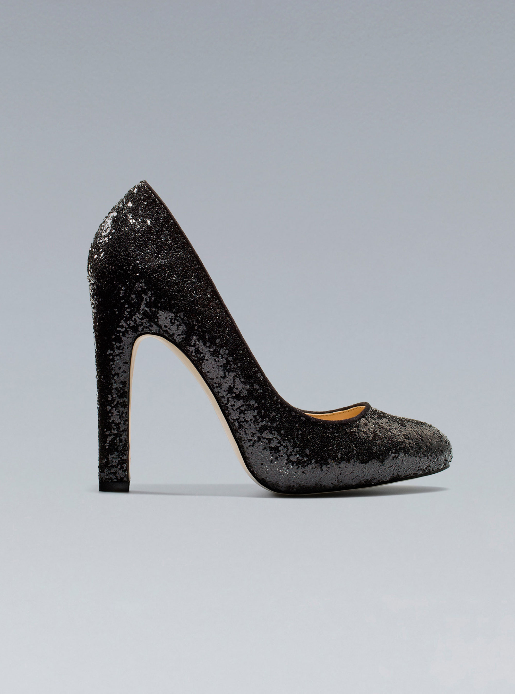 Photo of the Zara glitter high heel court shoe