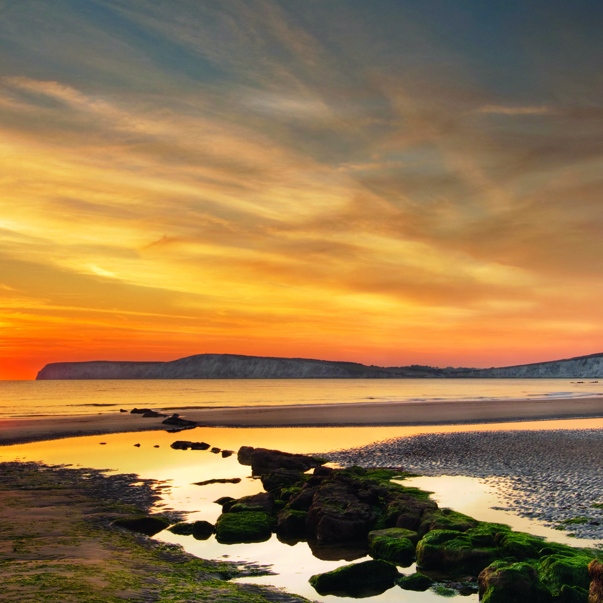 Kiln Cottage Isle of Wight-romantic travel-UK breaks-woman and home