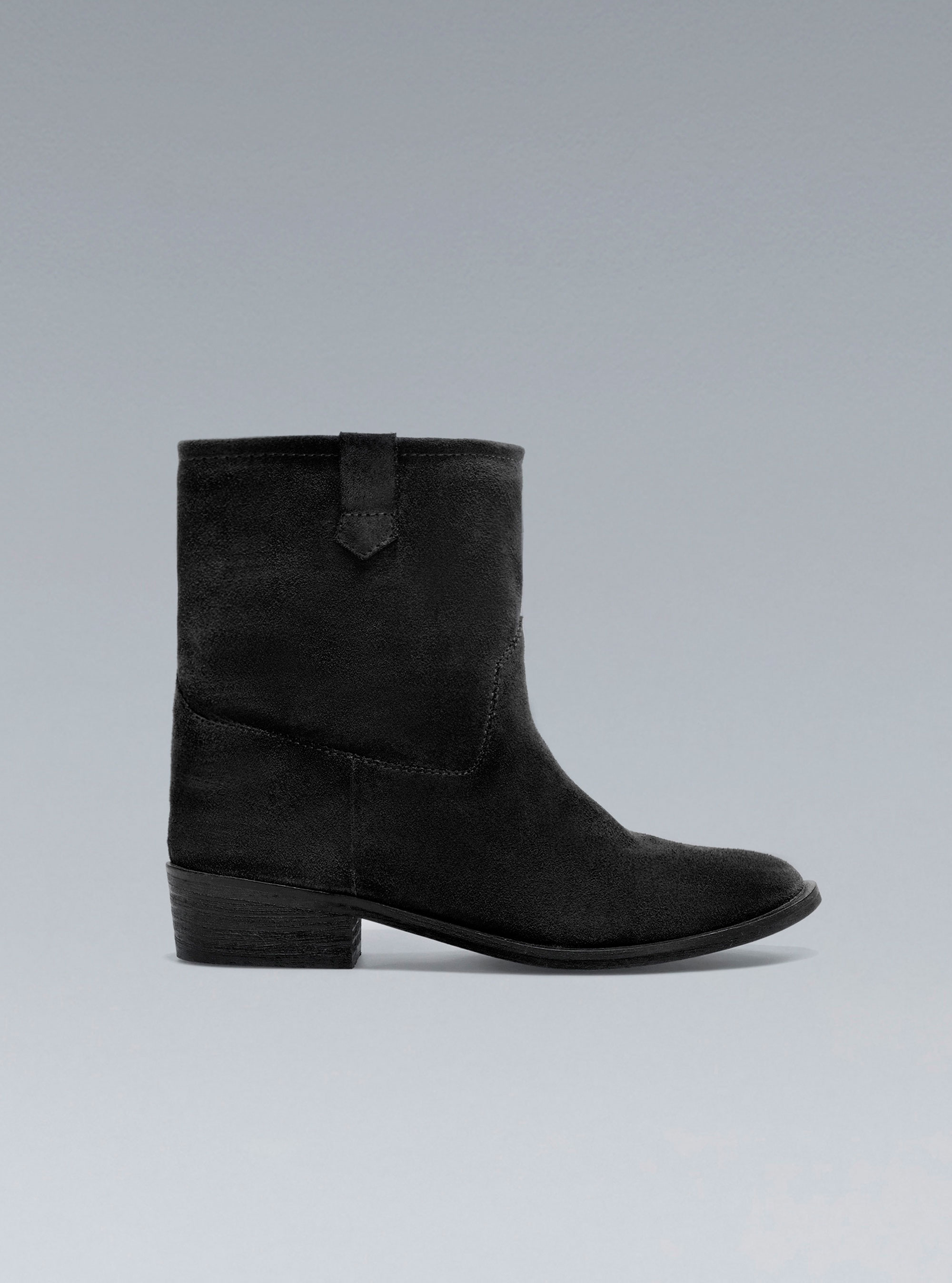 Top 10 Flat Boots