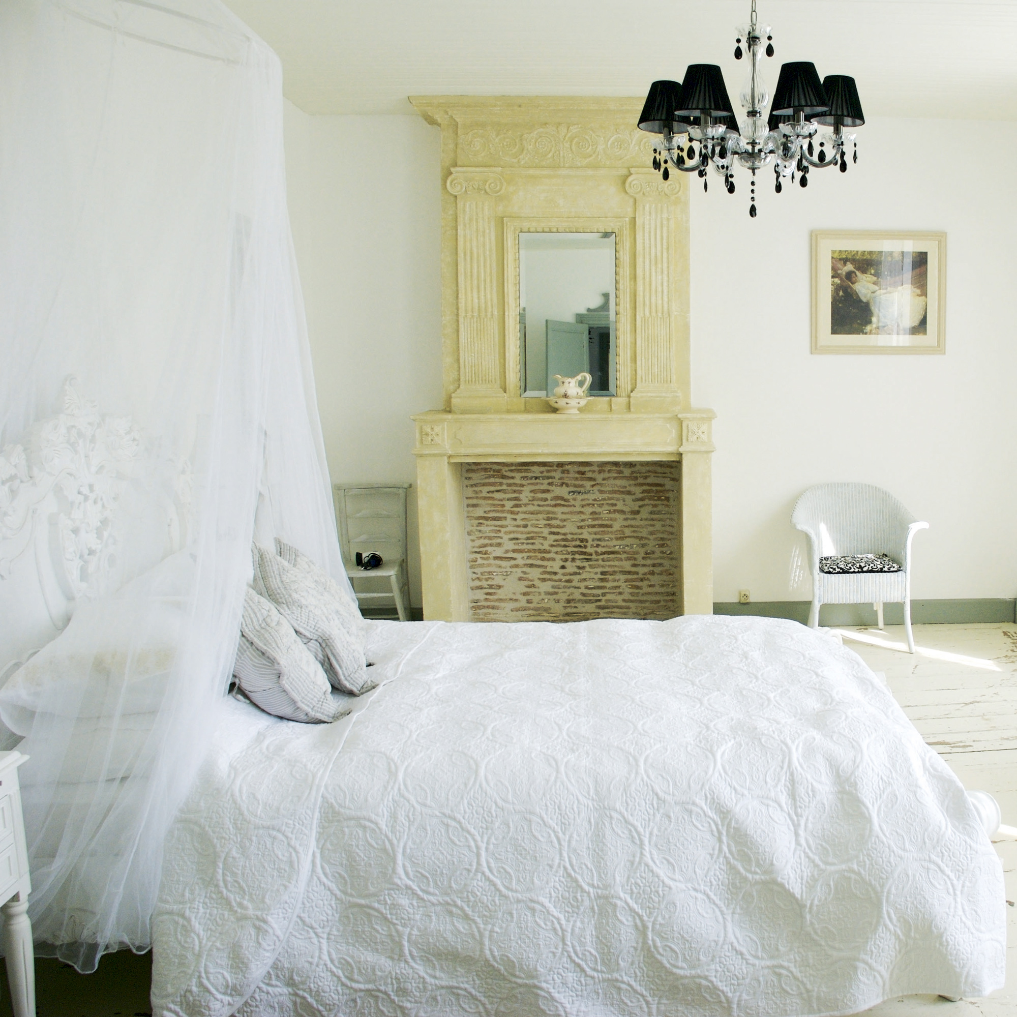 Logis de Bresdon-France-travel-woman and home