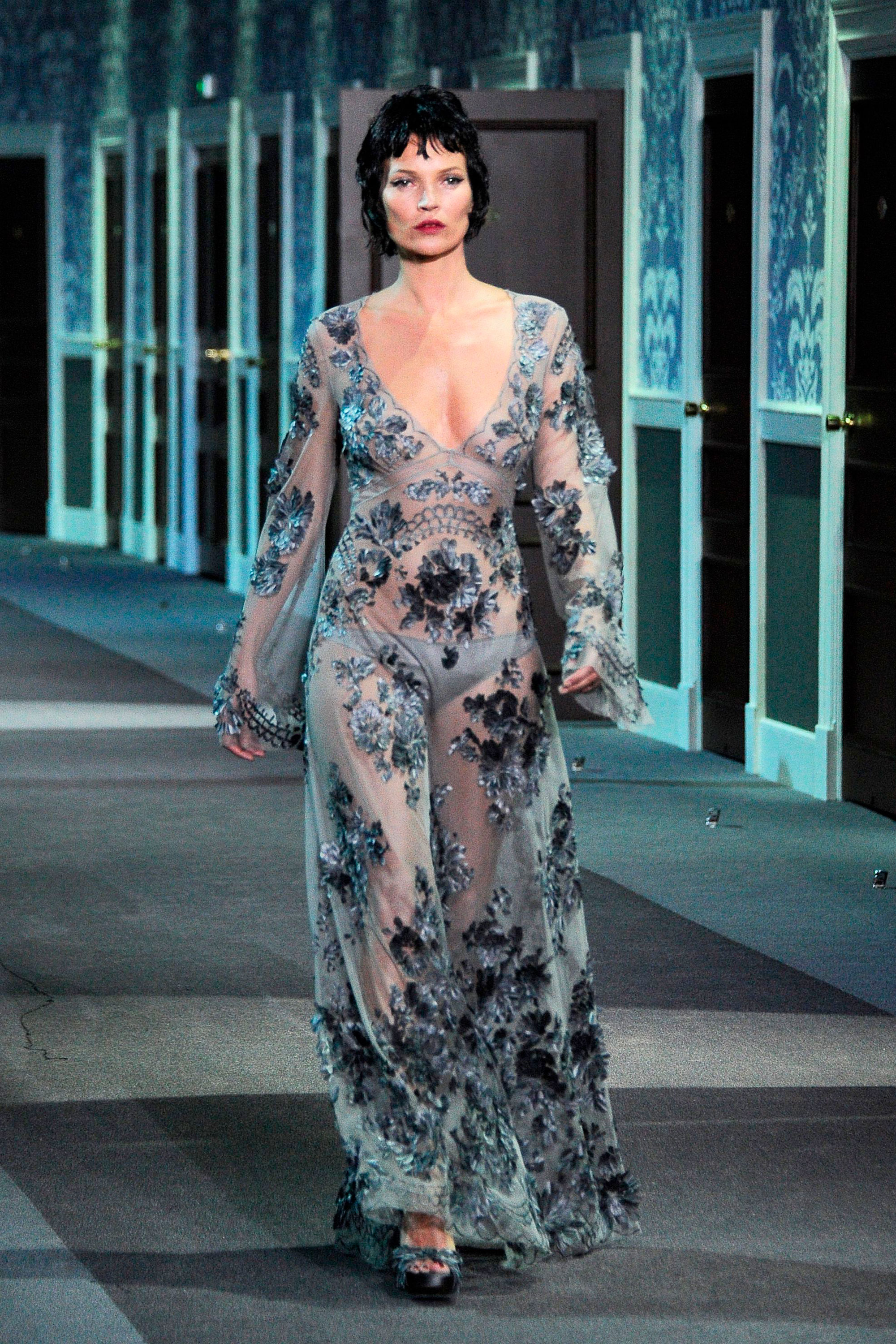 Louis Vuitton Autumn/Winter 2013 Collection, Paris Fashion Week Louis Vuitton Autumn/Winter 2013 Collection, Paris Fashion Week