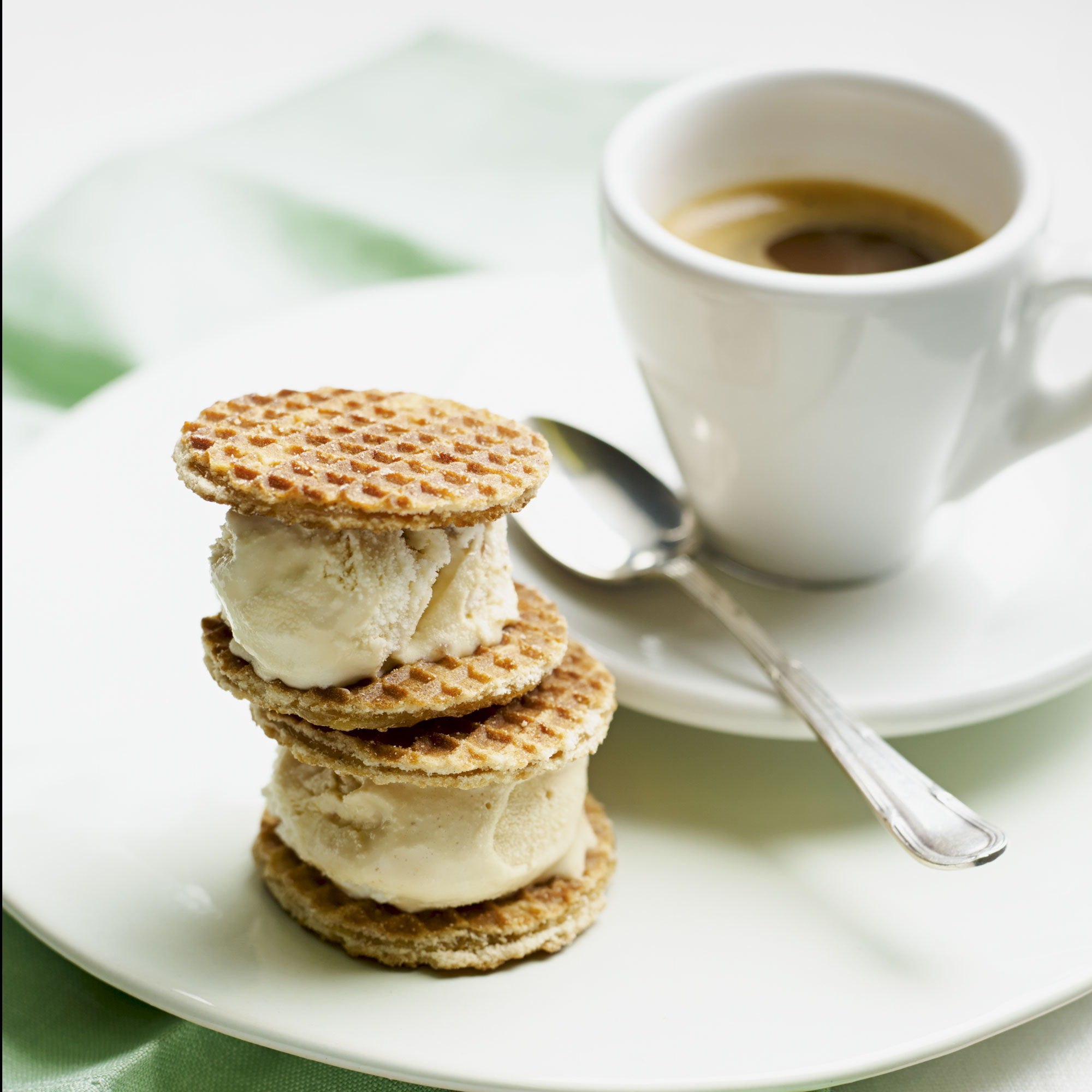 Toffee waffle ice cream wafers