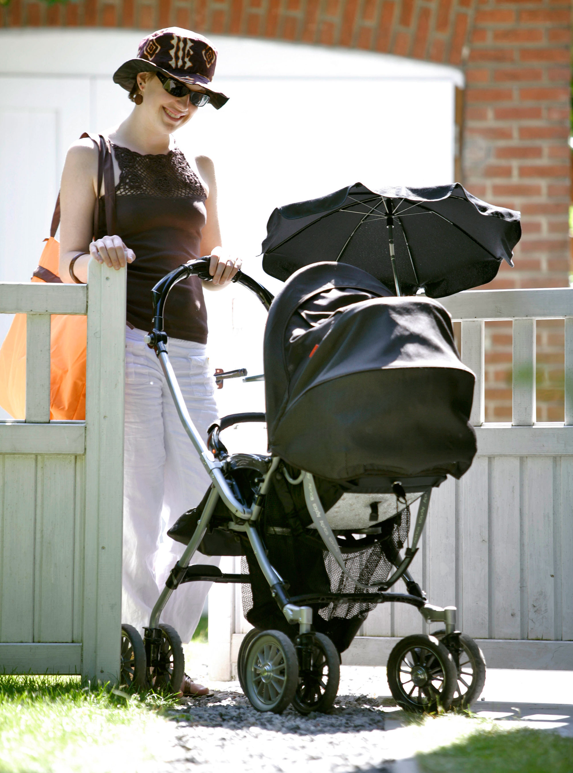 What do you think would make life better for British mothers?... Today's debate What do you think would make life better for British mothers?... Today's debate