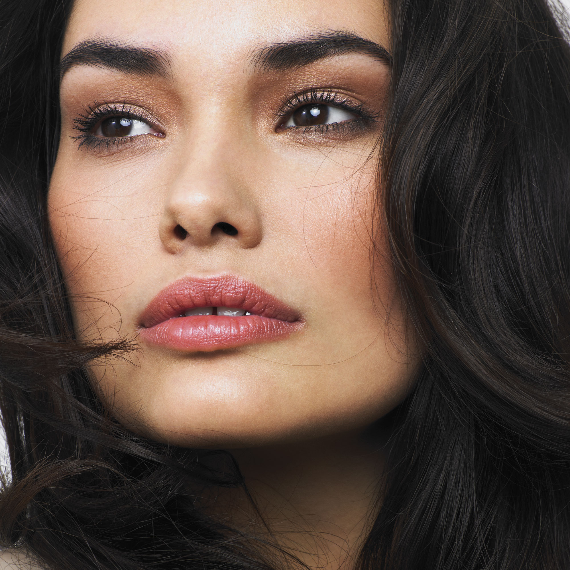 High Definition Make-Up High Definition Make-Up