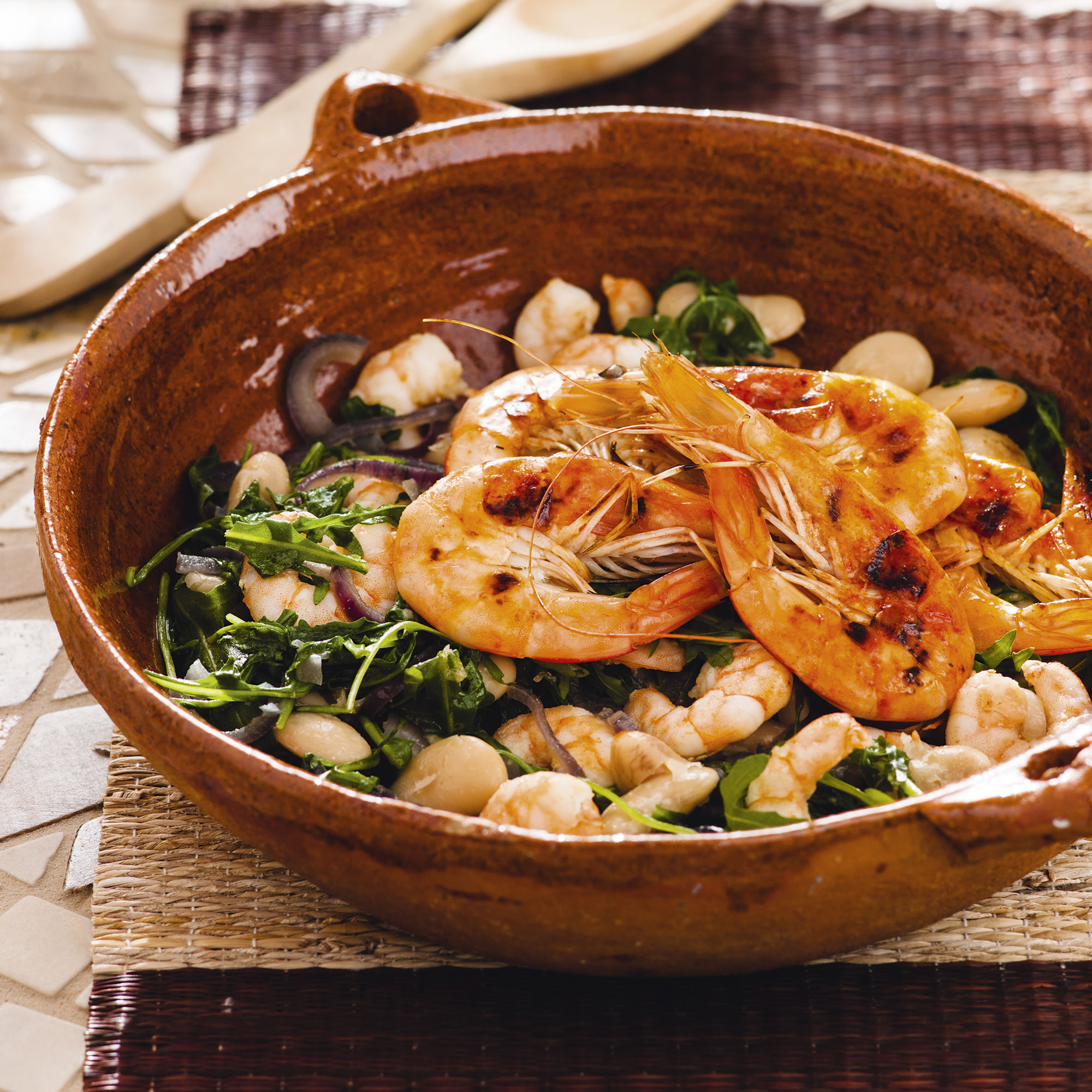 Garlic lemon prawns with white beans