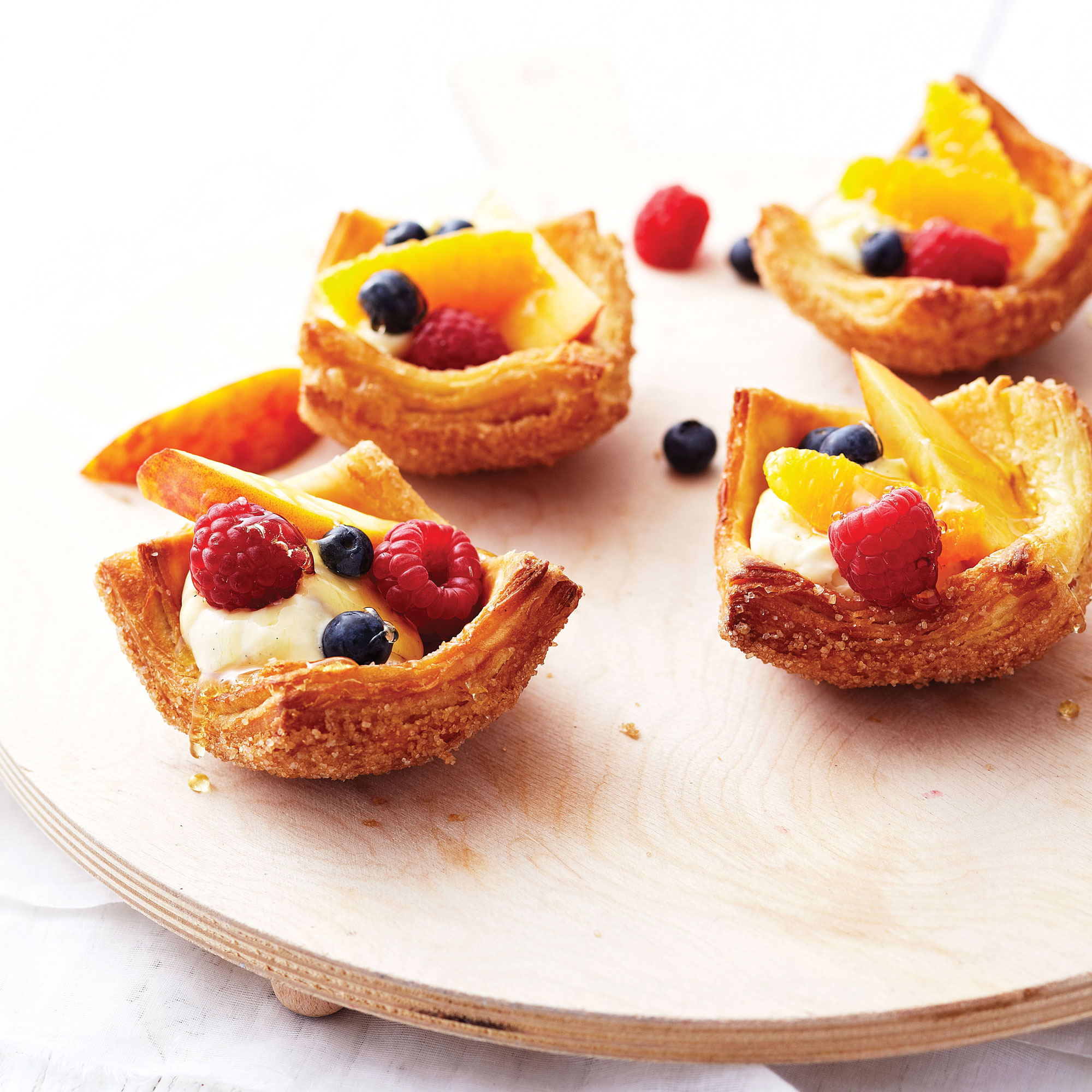 Croissant basket with berries