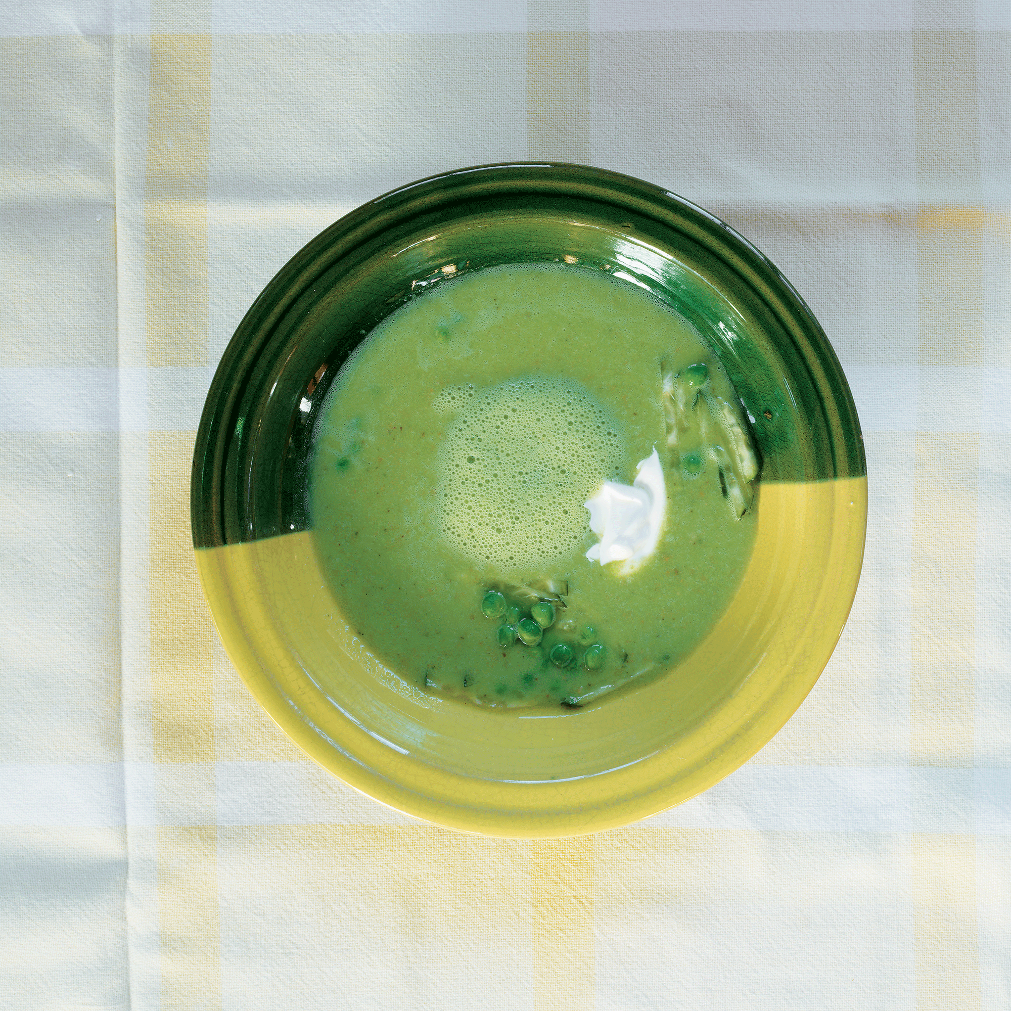 Icy pea and cucumber soup Icy pea and cucumber soup