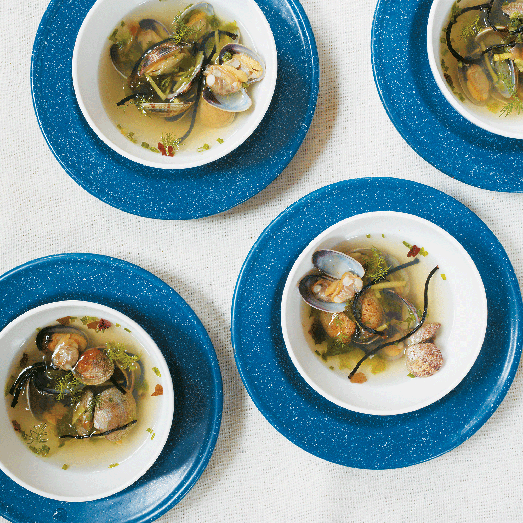 Vongole, seaweed and ginger soup Vongole, seaweed and ginger soup