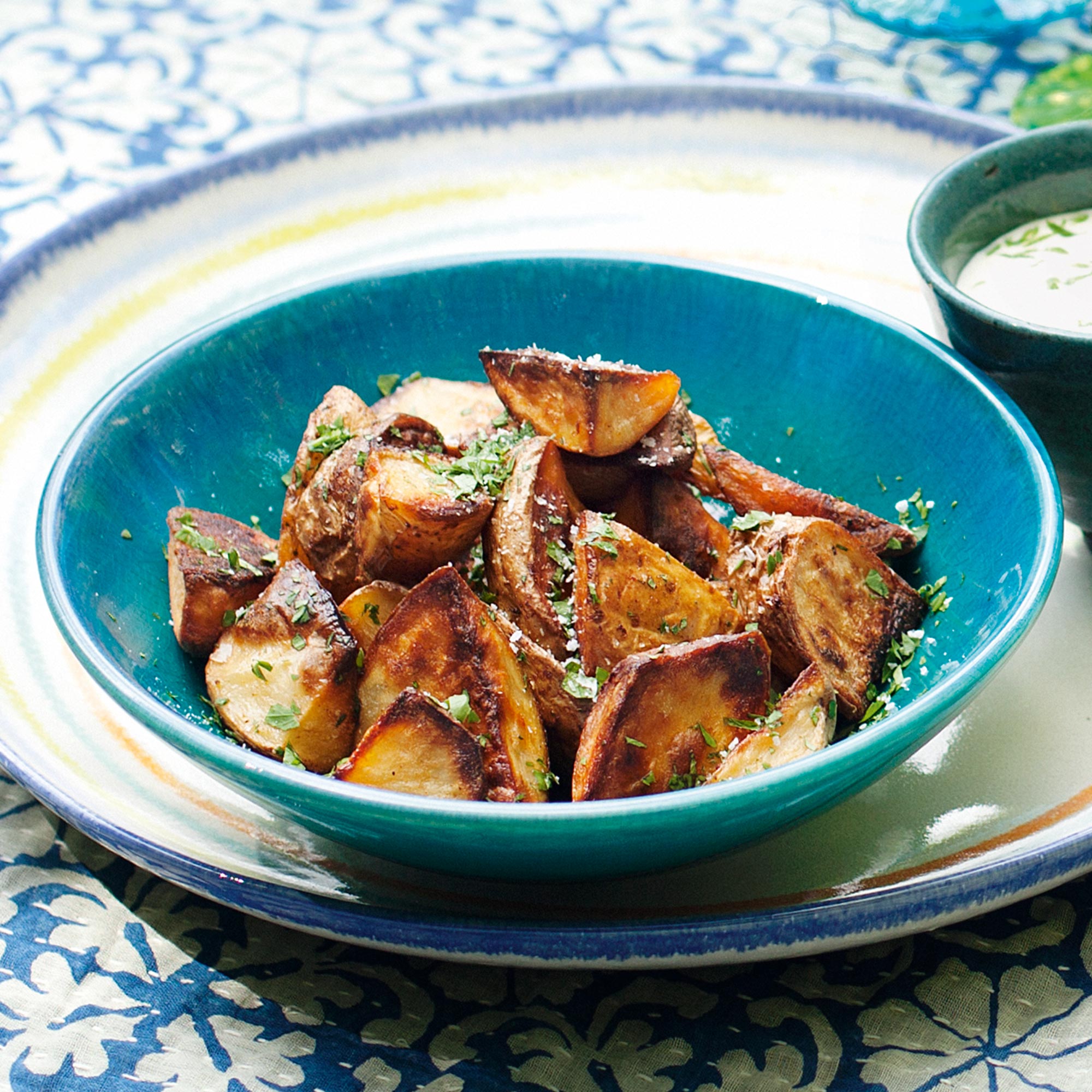 Potato Wedges with Spiced Sour Cream Dip Potato Wedges with Spiced Sour Cream Dip