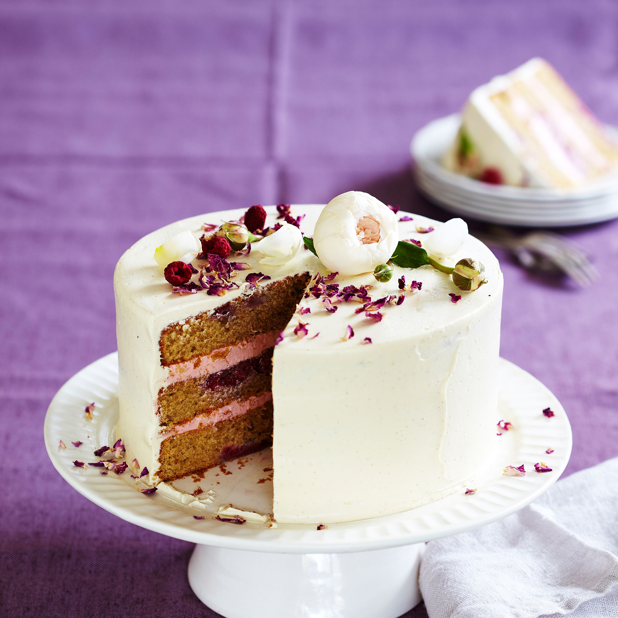 Raspberry and white chocolate layer buttermilk cake Raspberry and white chocolate layer buttermilk cake