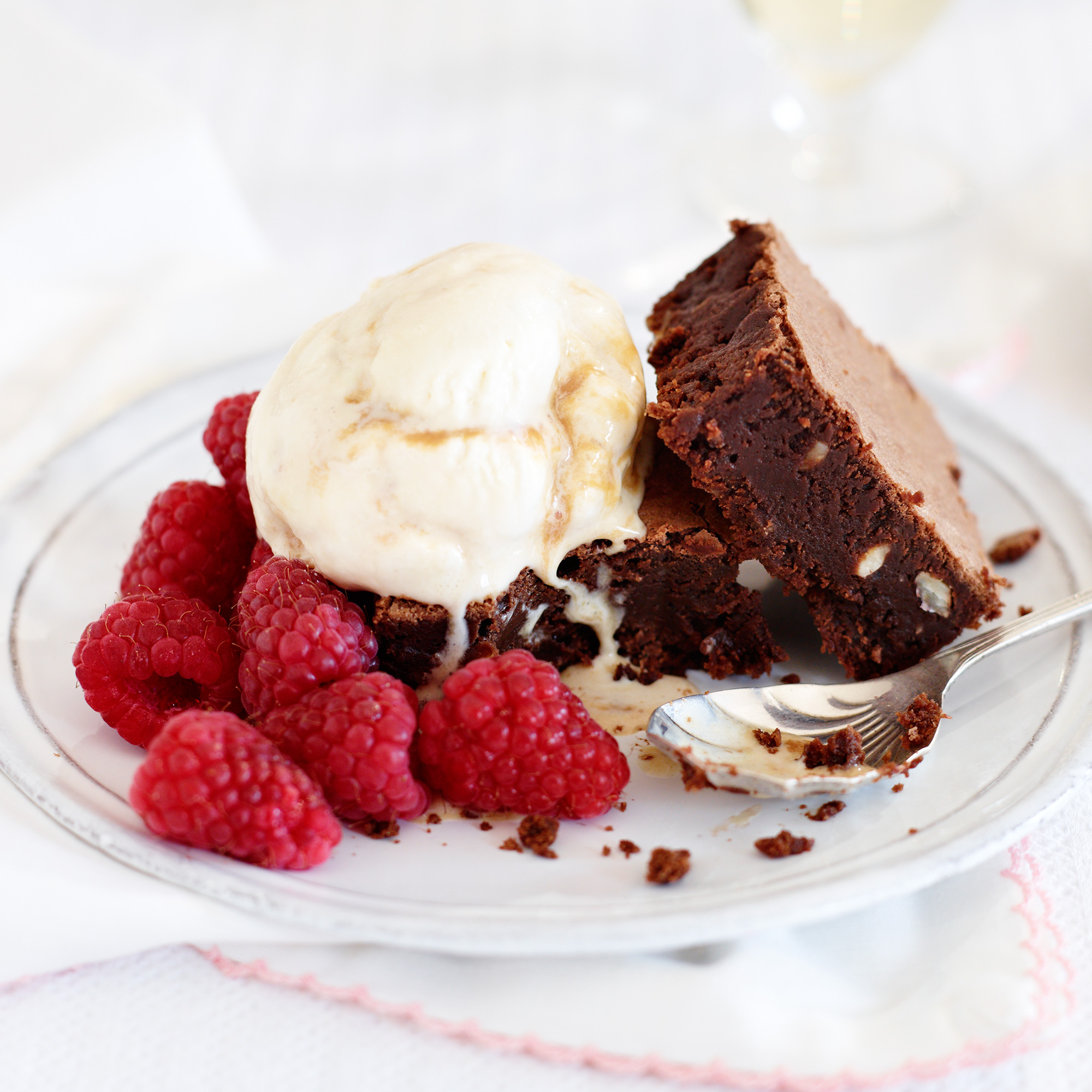 Hazelnut brownies and caramel ice cream Hazelnut brownies and caramel ice cream