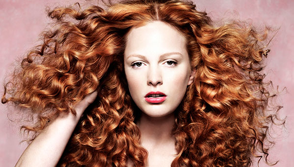 When you're short on time, or jetting off to a far-flung destination, knowing how to style your hair without a hairdryer can mean the difference between feeling lacklustre or fabulous! Click through now to discover how to make the most of your look...