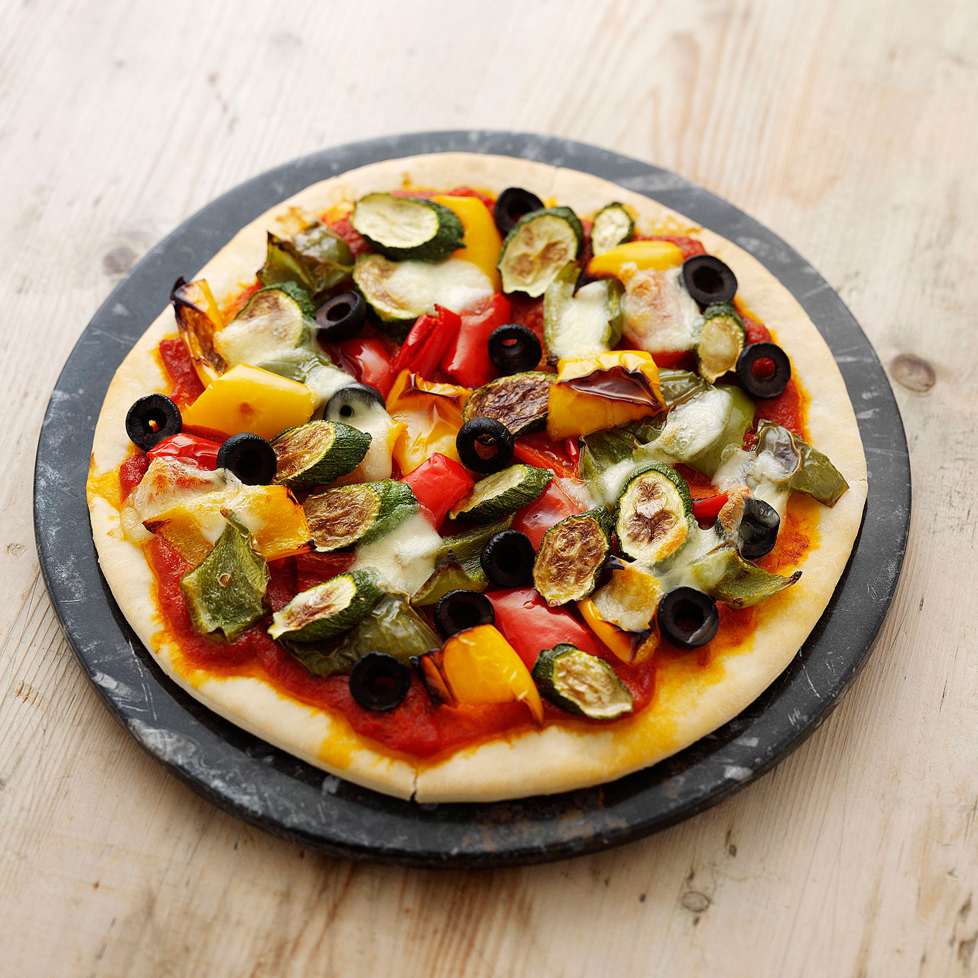 Pesto Pizza recipe Pesto-Pizza-with-courgette photo