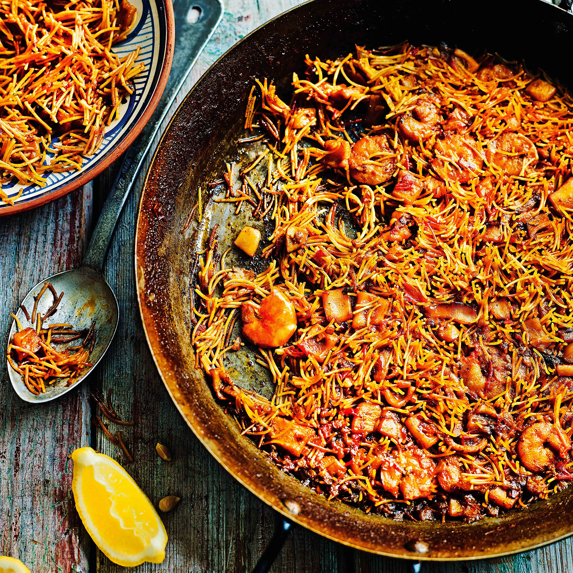 Paella with Pasta Paella with Pasta