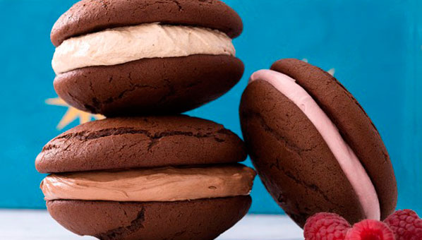 Yvonne Ruperti is revolutionising the way we bake. She's created more than 100 hassle-free recipes that can be made in just one bowl - and are oven-ready in minutes. Perfect for unexpected guests! Click through now to give one-bowl baking a go...