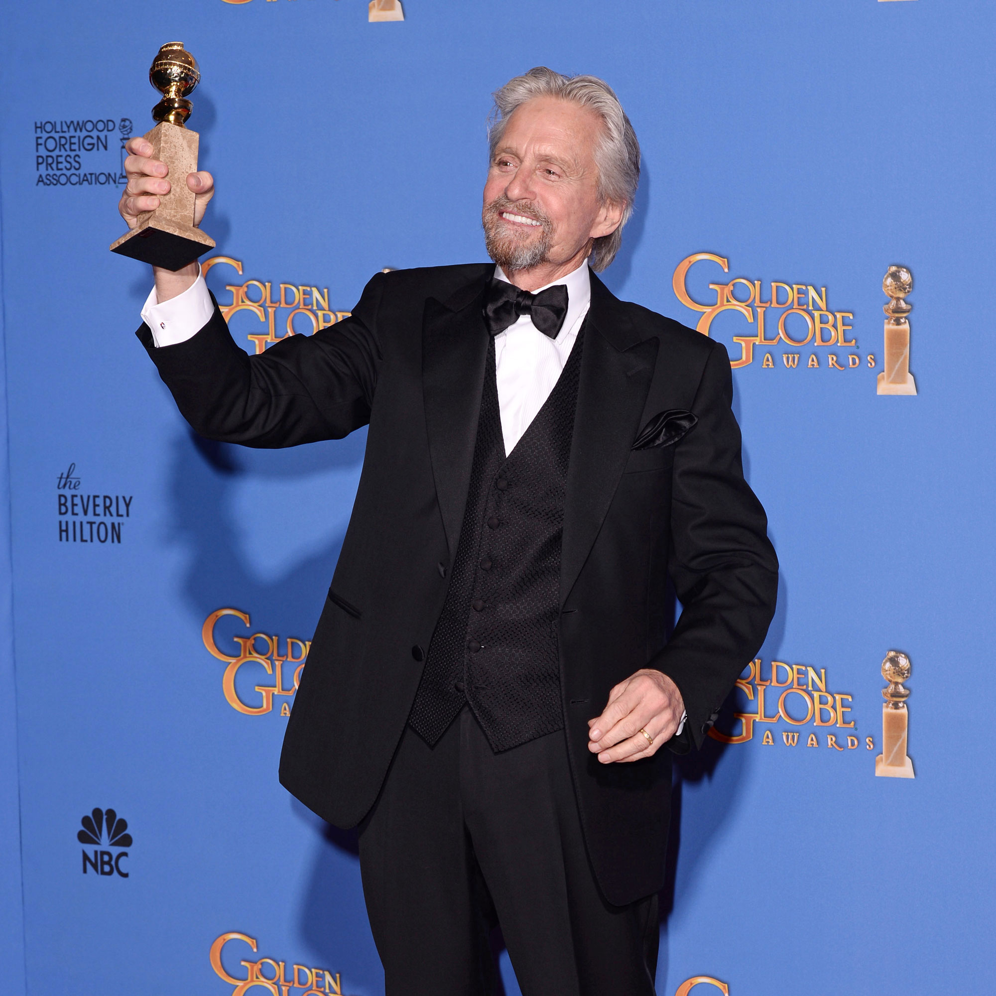 Matthew McConaughey, Cate Blanchett, Michael Douglas - this year's Golden Globe winners read like a Hollywood who's who! Find out which actors added to their mantelpiece last night...