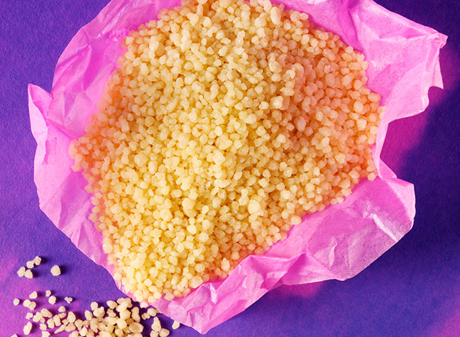 While we may alter our diet to lose weight, we may not realise what we consume also effects brain health. A radical new book says that a high carb diet incites memory loss and anxiety - and wholegrains are the worst offenders. Learn how to feed your brain