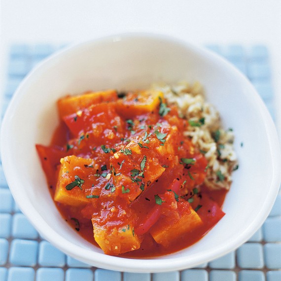 Low-fat food doesn't have to be bland! From colourful butternut squash tagine to spicy Mexican bean burgers or comforting macaroni cheese - these recipes are all you need for a filling, guilt-free supper that tastes divine...